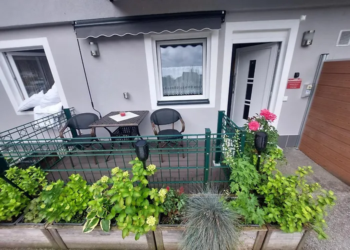 G&H Ferienwohnungen Appartement Almrausch